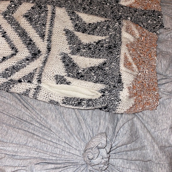 Tilly’s | Chunky Knit Cardigan - Picture 7 of 13